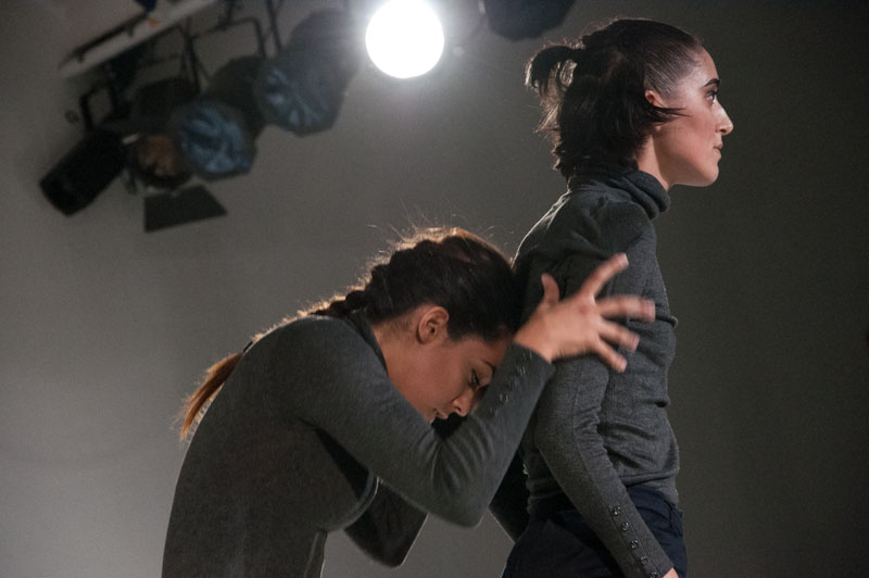 01_under your seat_4