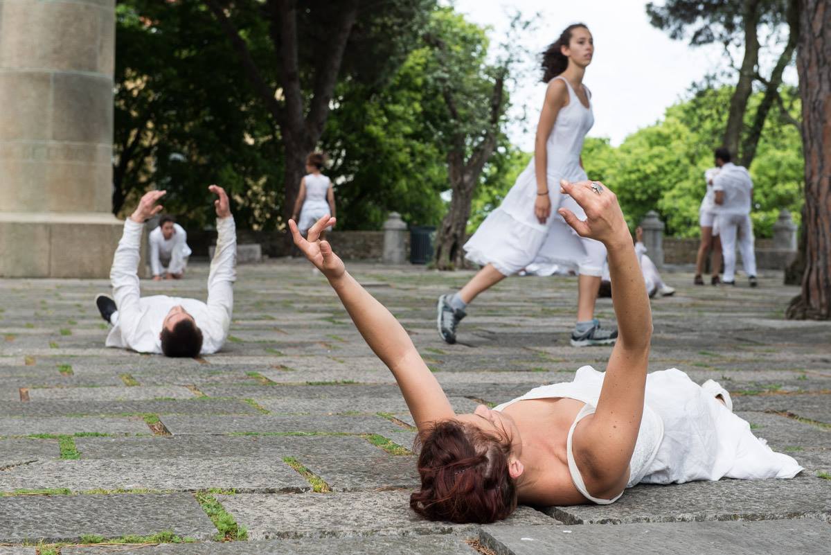 01_com lisboa aos pes