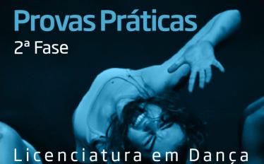 bailarinos em dueto a gritar